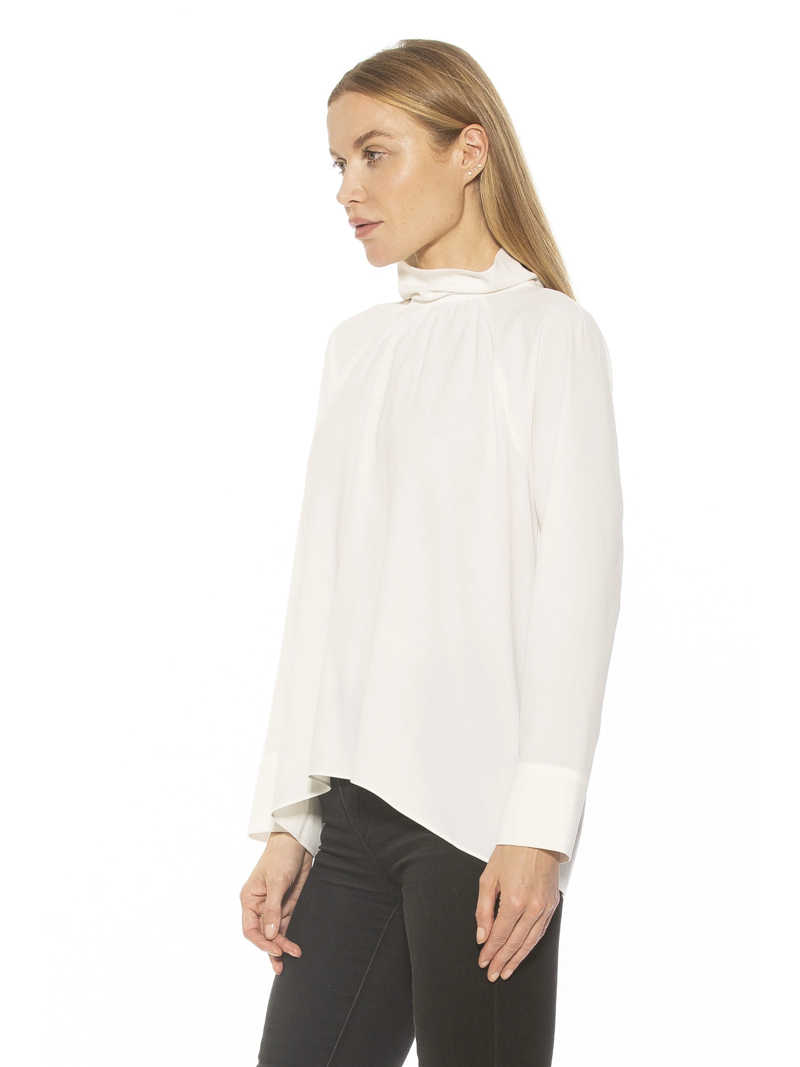 Danielle Blouse